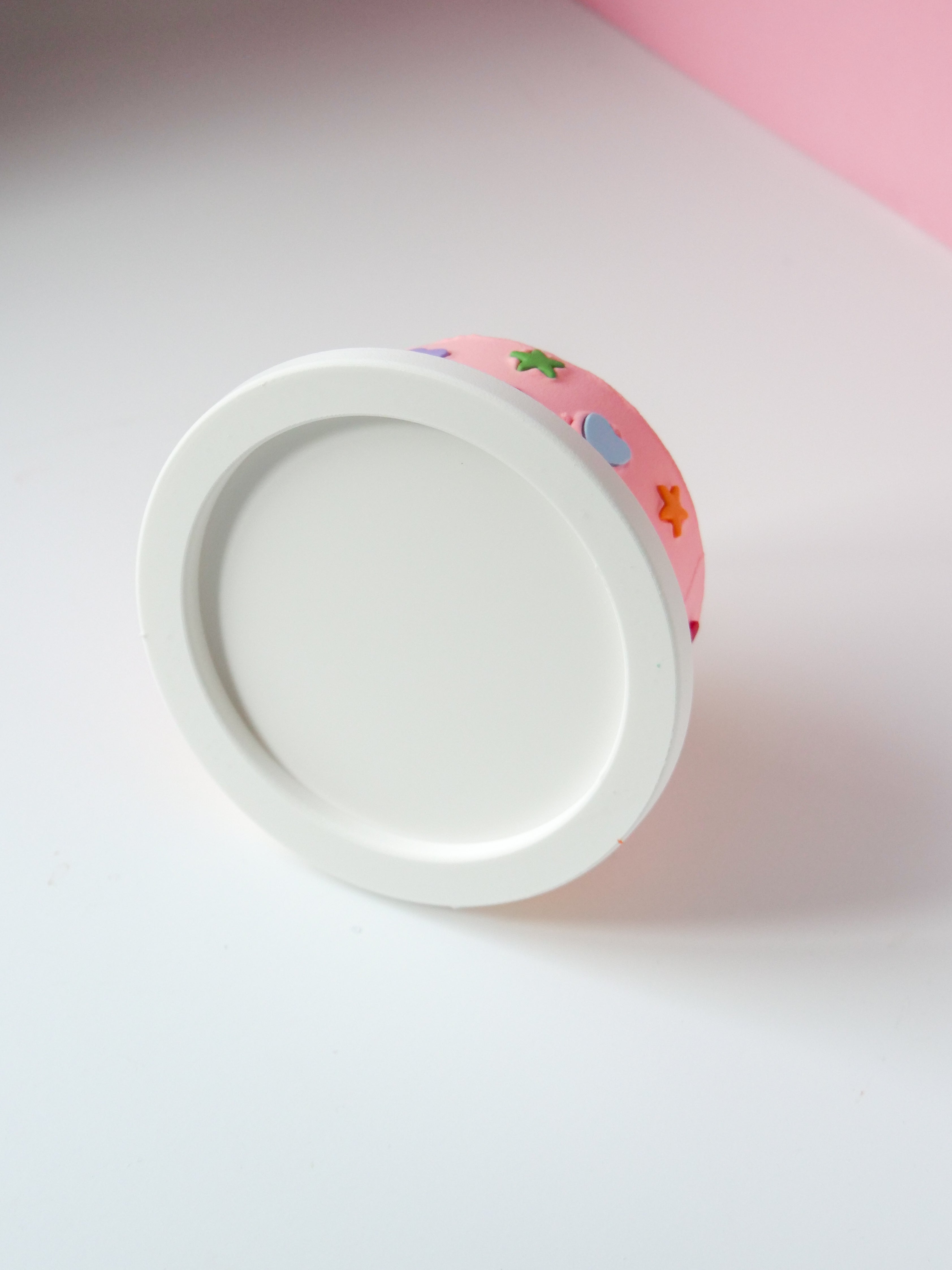 Ruby’s Fake Cake