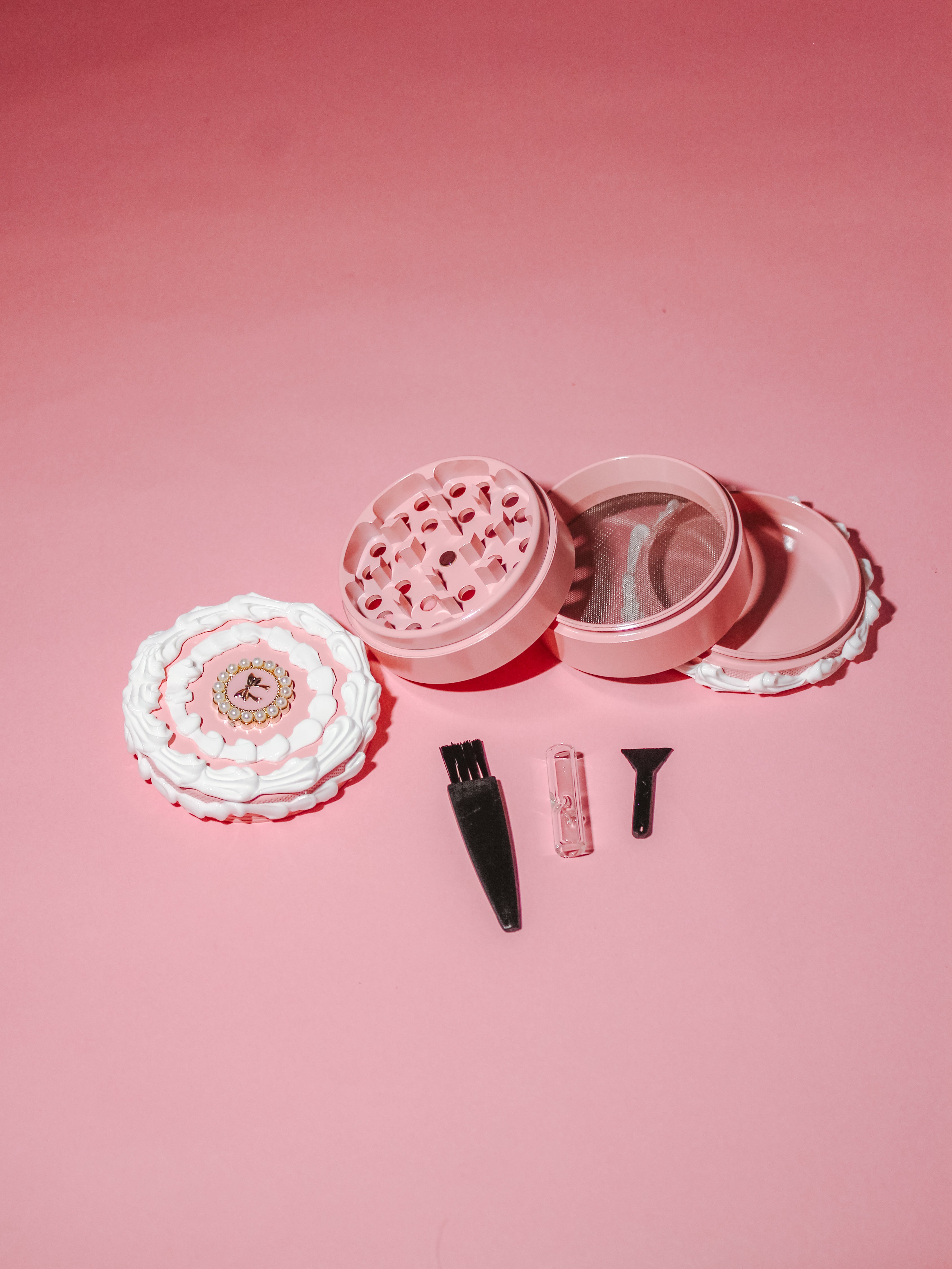 Coquette Charm Pink Grinder (4 layer)