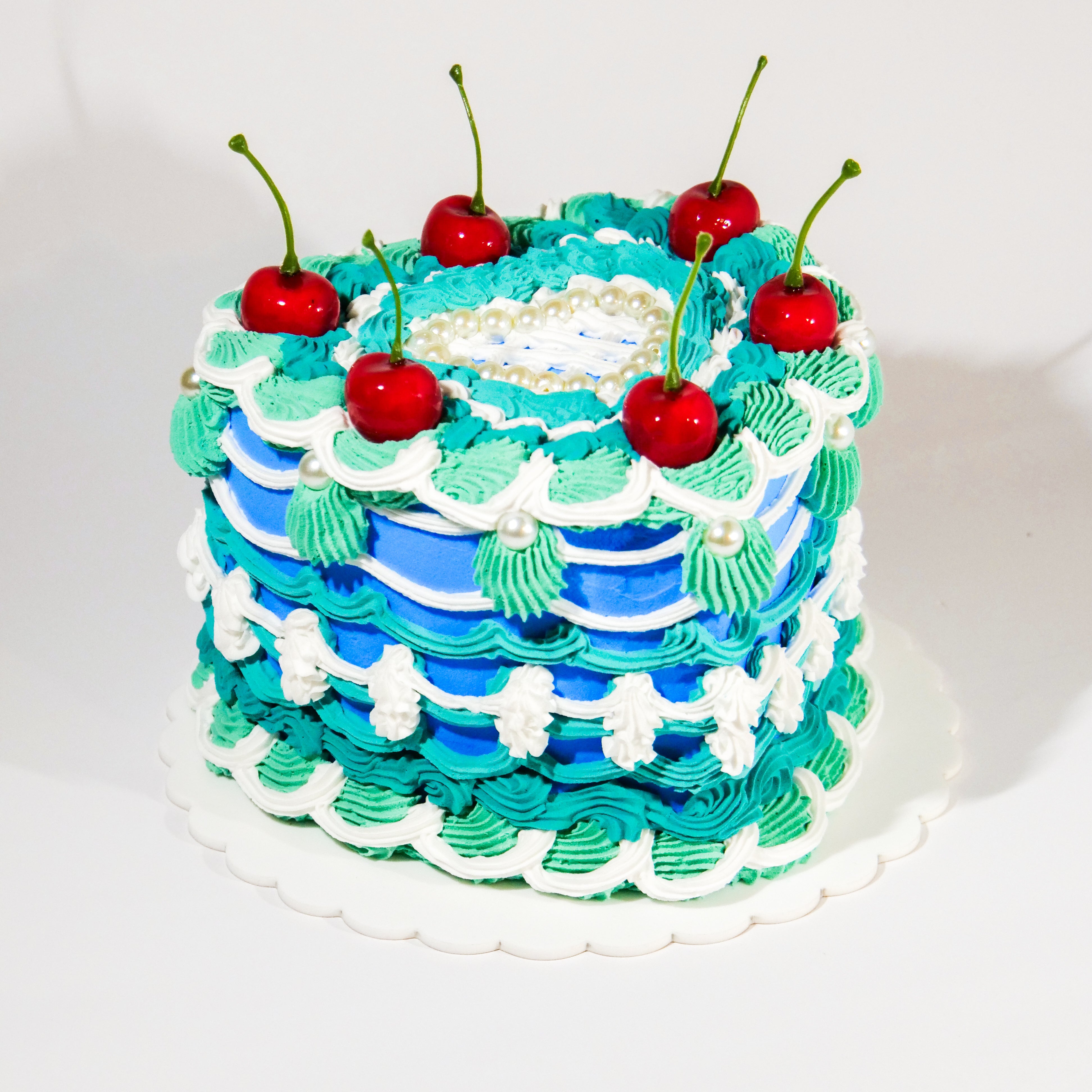 Ocean Eyes Cake Sculpture