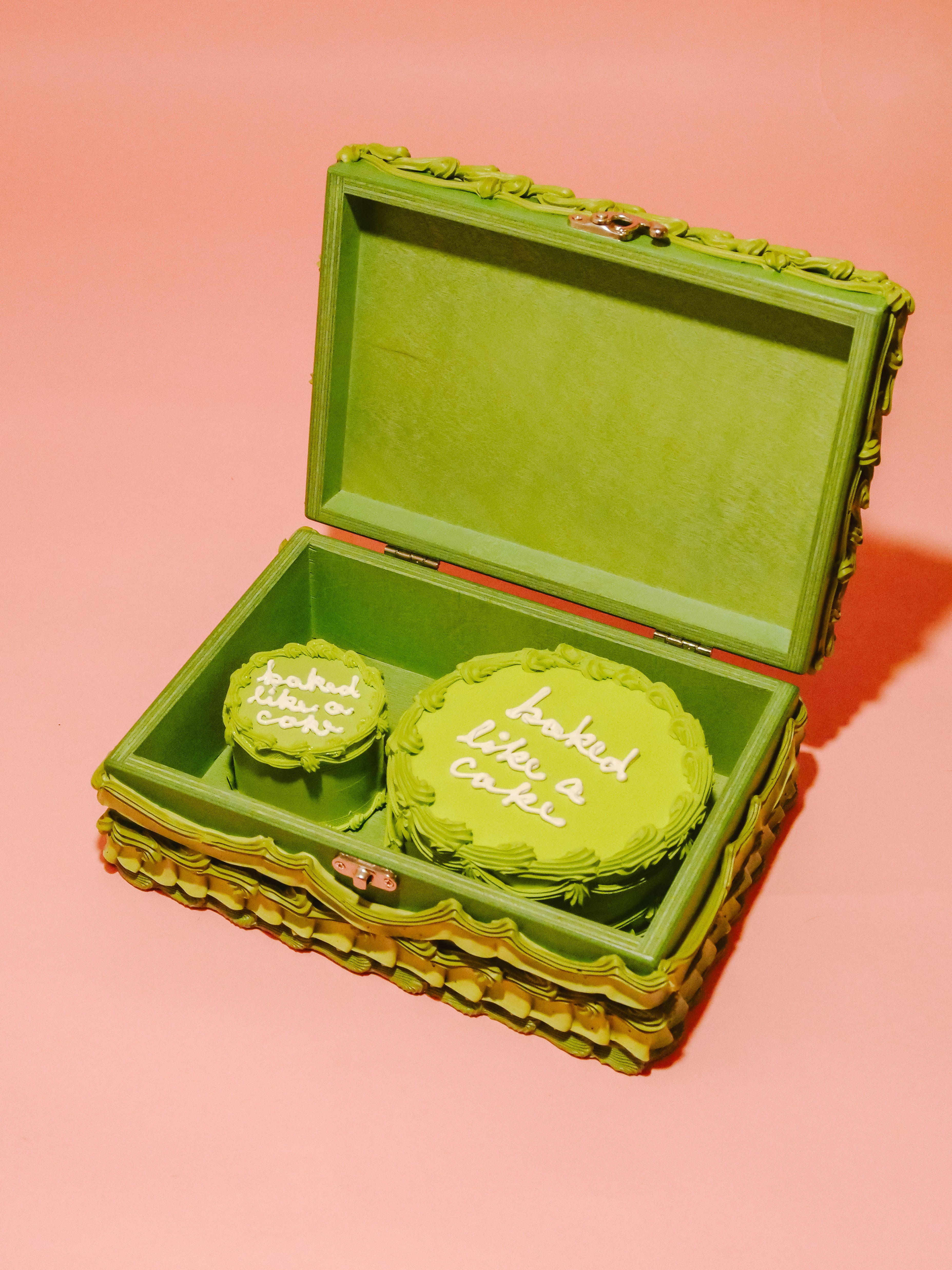 Green “Baked Like A Cake” Stash Box Set