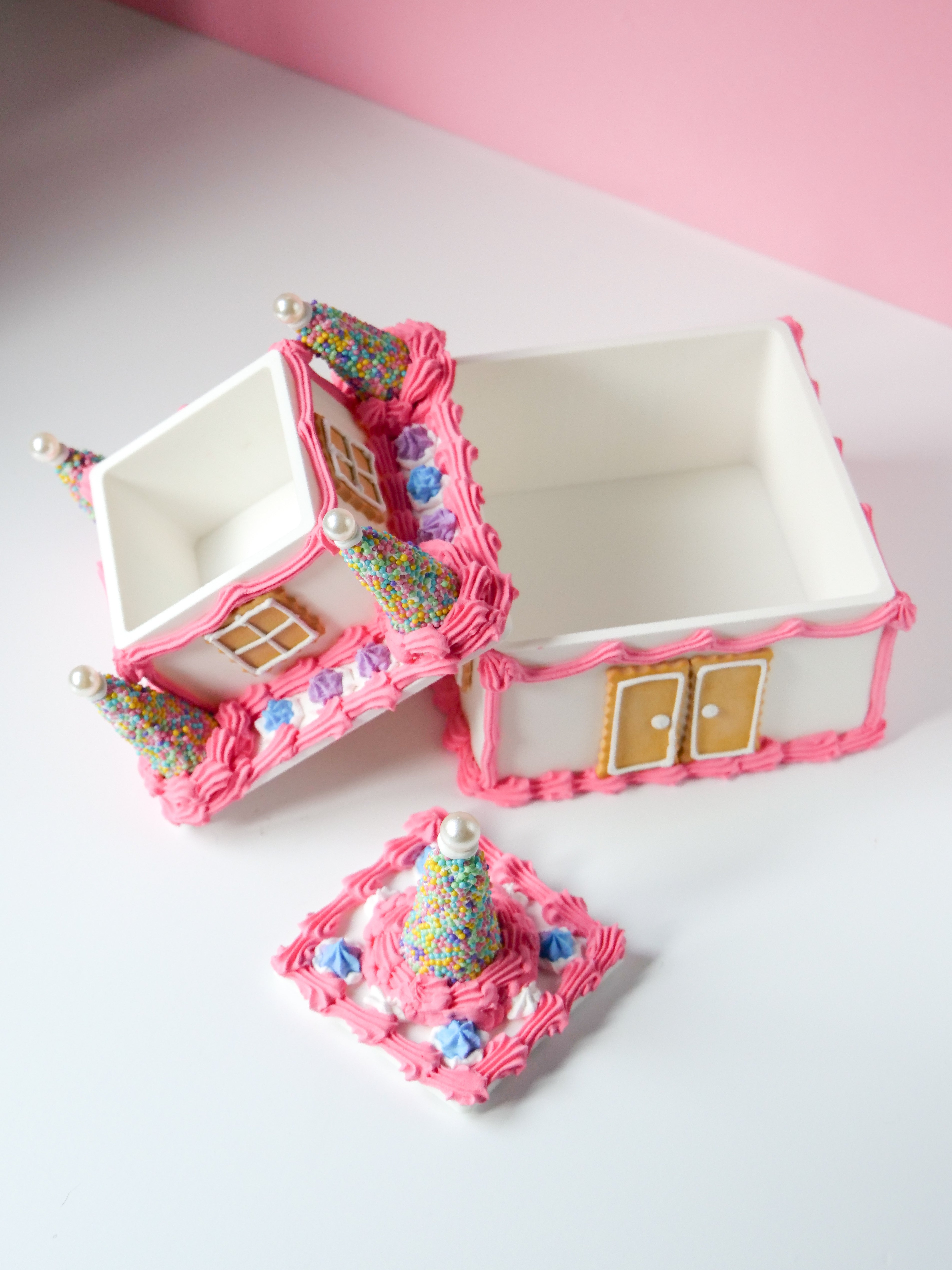 Castle Cake Box
