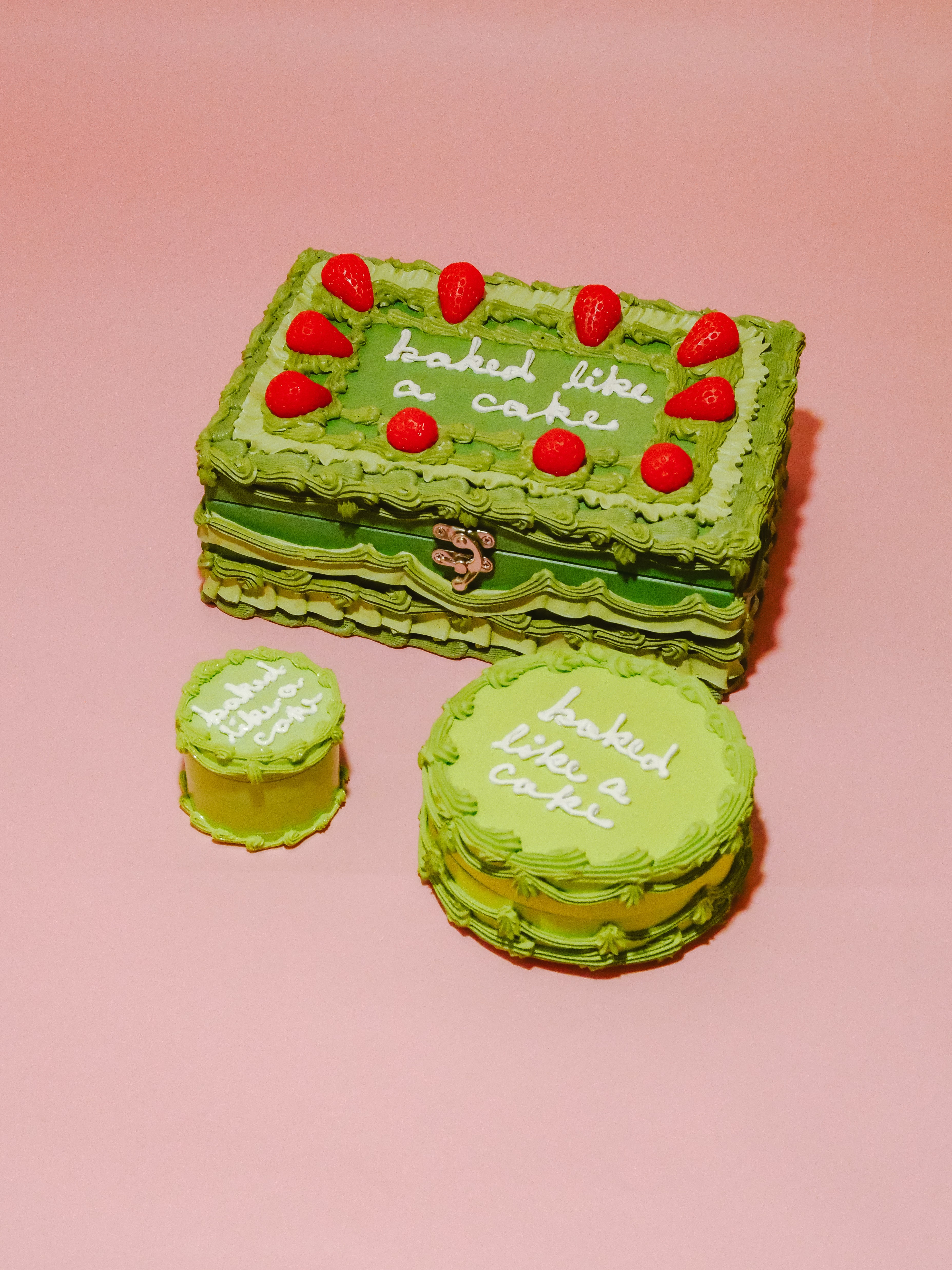 Green “Baked Like A Cake” Stash Box Set