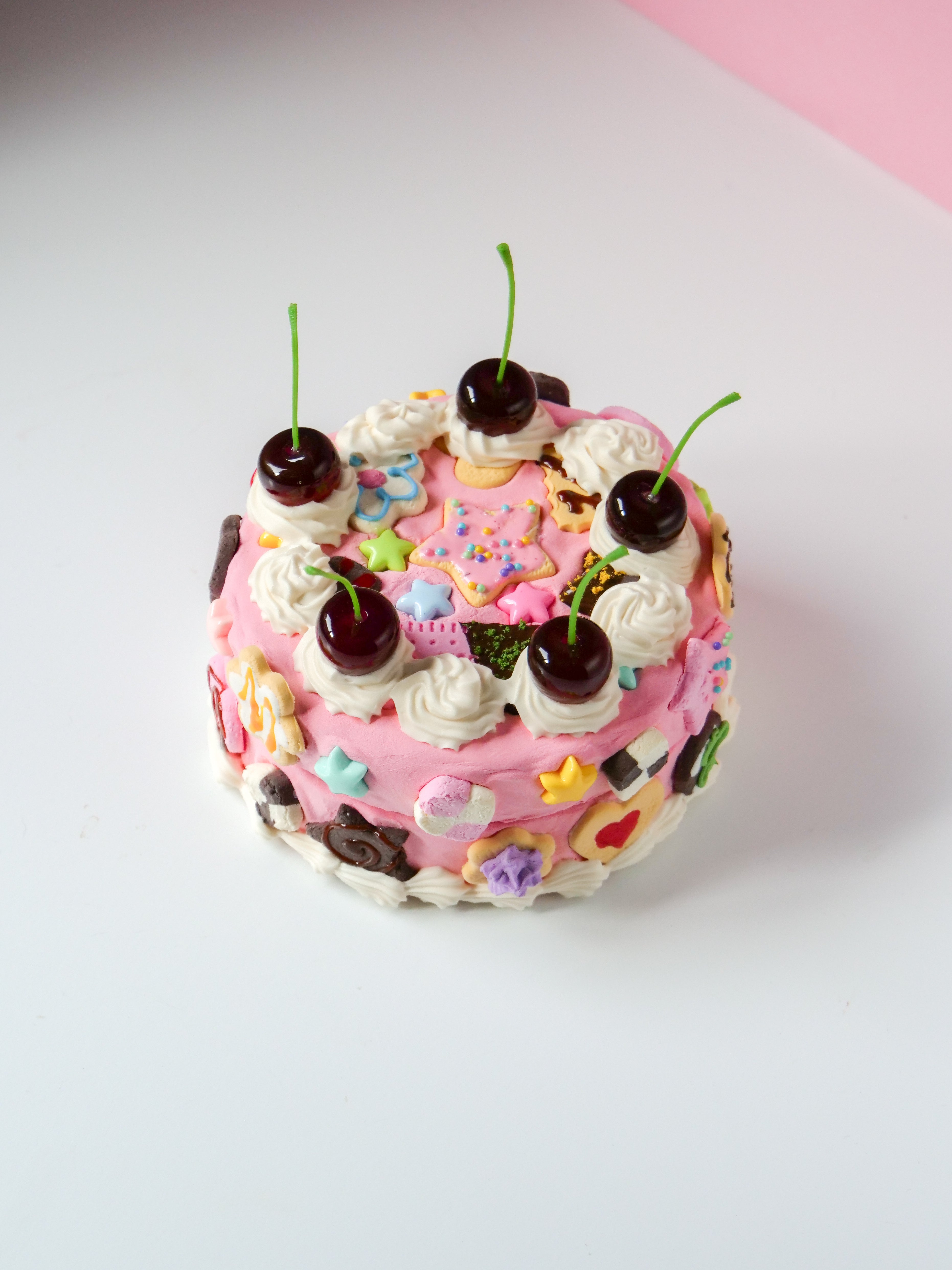 Trinkets Cake Ashtray