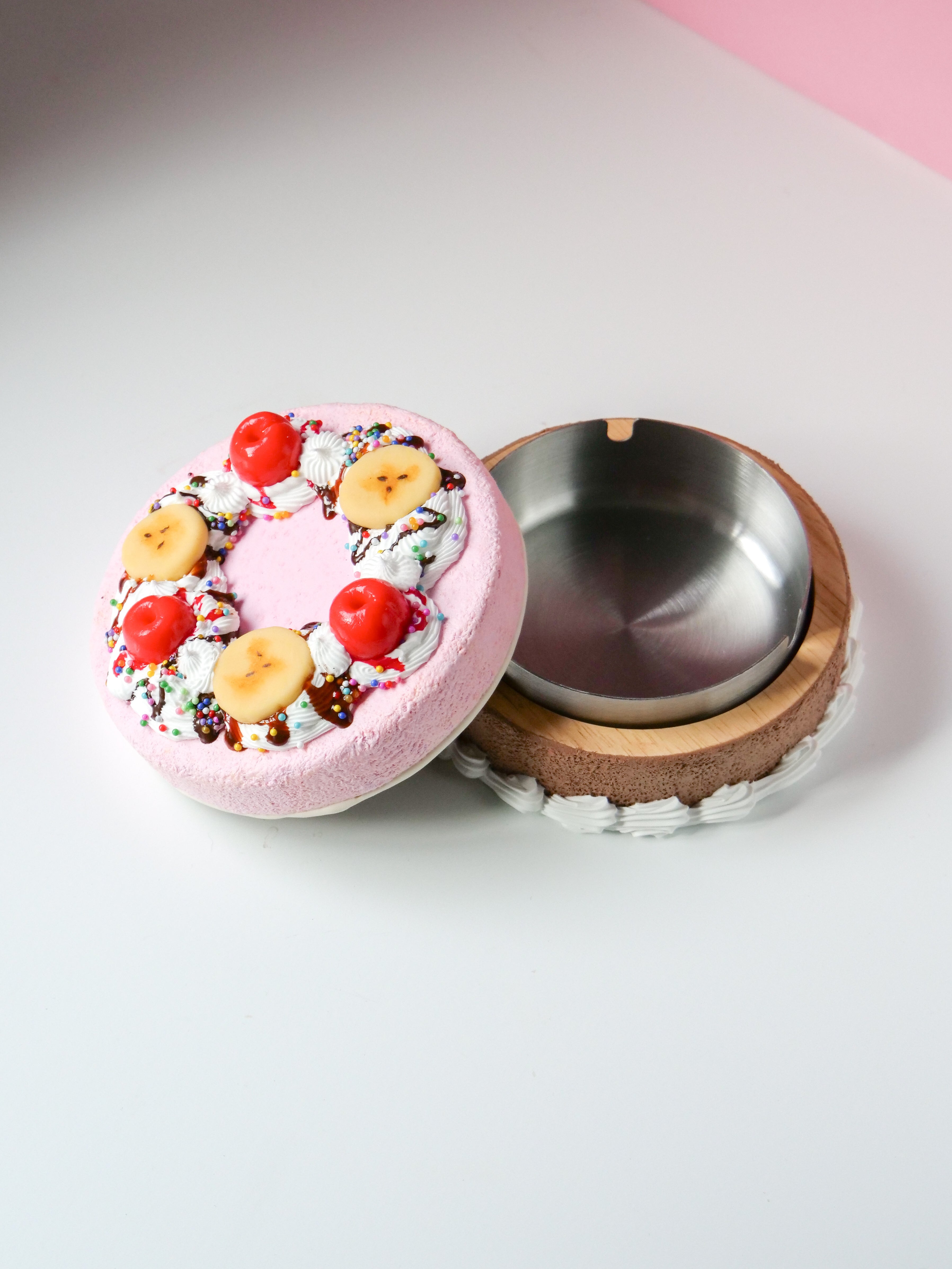 Banana Split Cake Ashtray