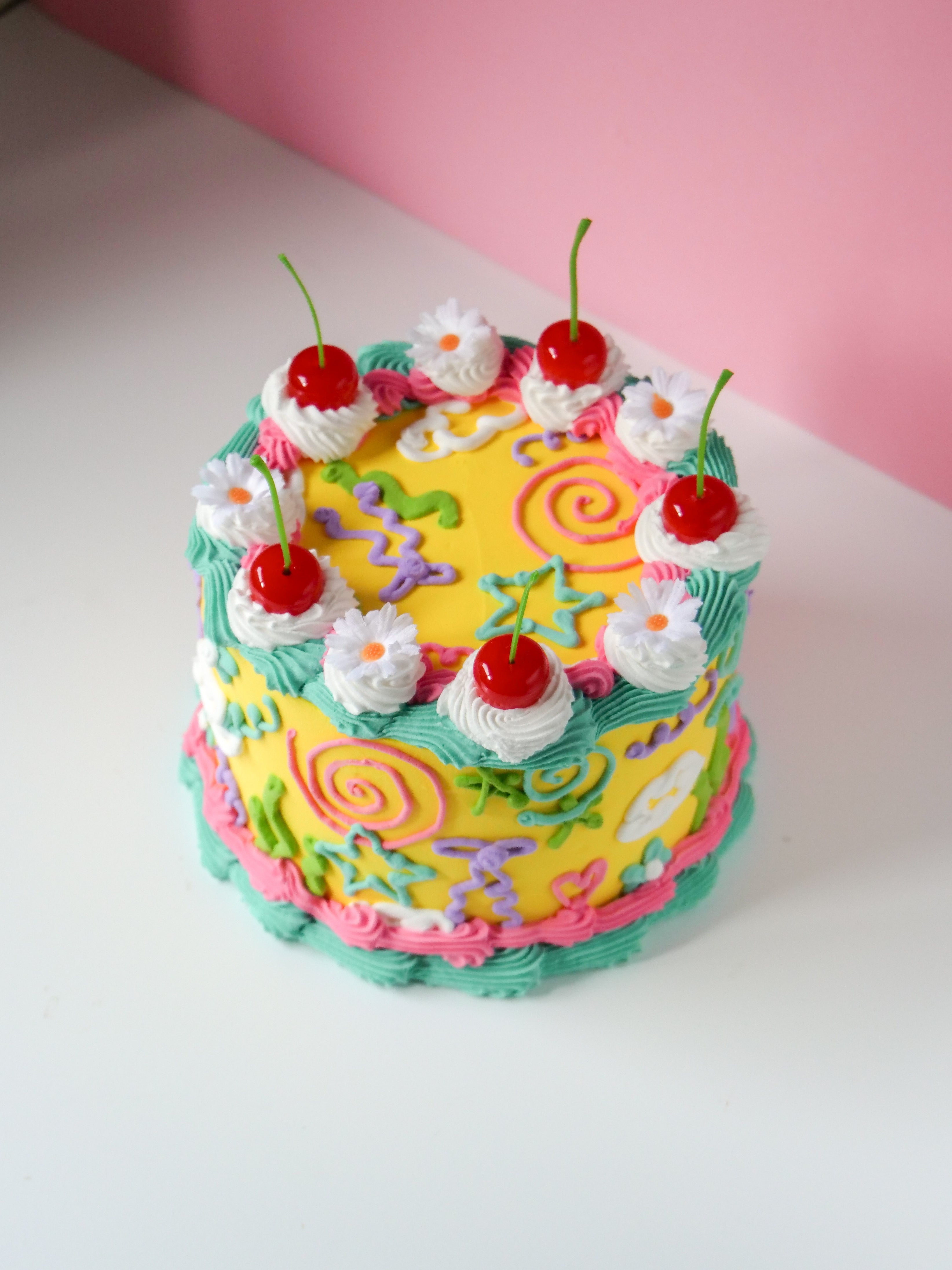 Scribbles Fake Cake (6”)